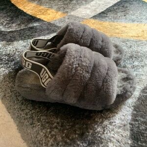 Ugg Fluff Slides